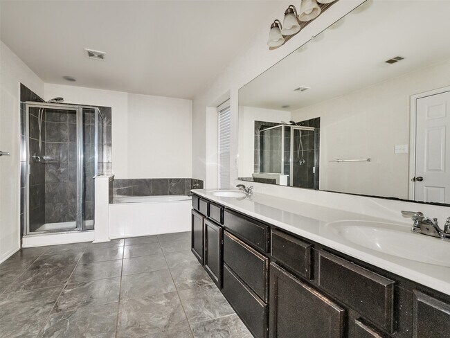 Building Photo - 12215 Zenith Ridge Way