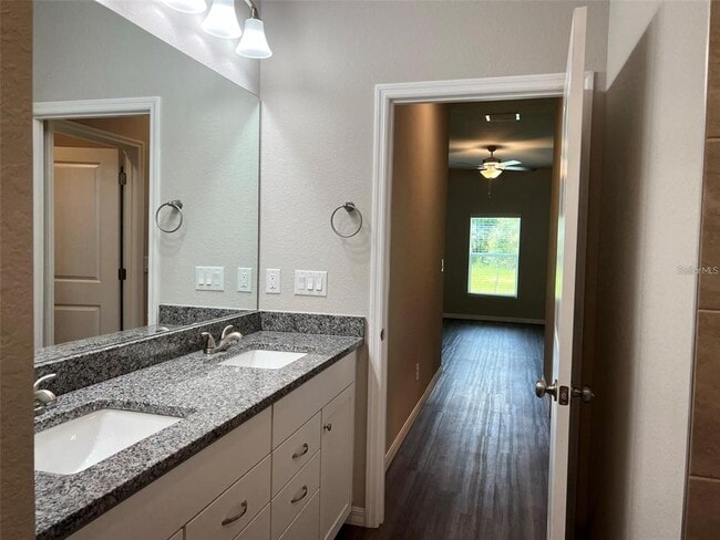 Building Photo - 3685 Trenton Ln