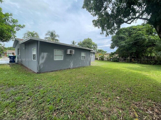 Building Photo - 5820 NW 13th St