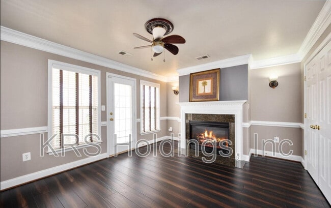 Building Photo - 159 Sanford Ferry Ct