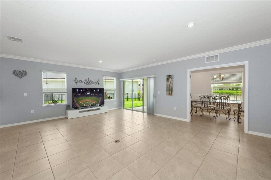 Building Photo - 8959 Cascade Price Cir