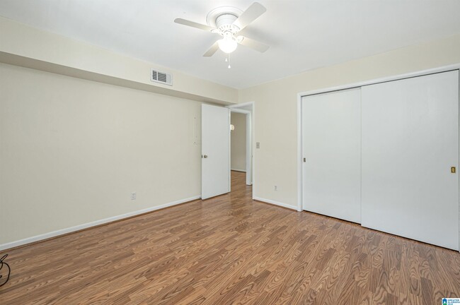 Building Photo - 2727 Highland Ave