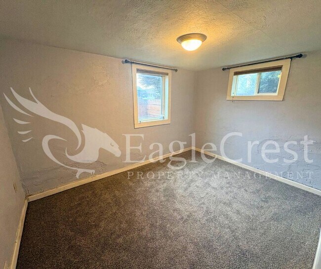 Building Photo - 127SW6