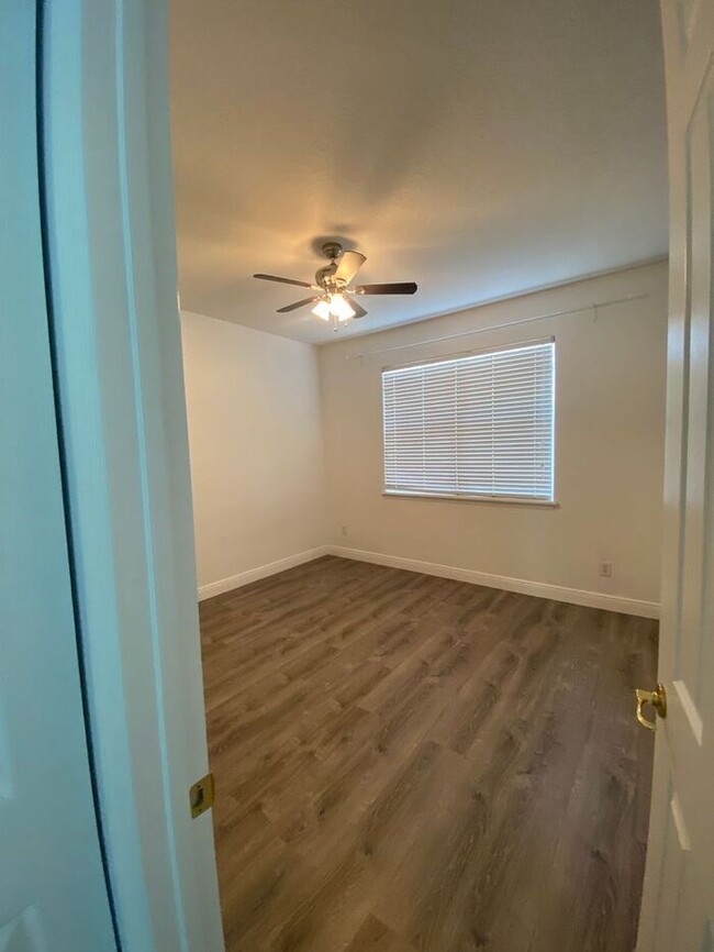 Building Photo - 3bed/2.5bath Townhome for Rent in Beautifu...