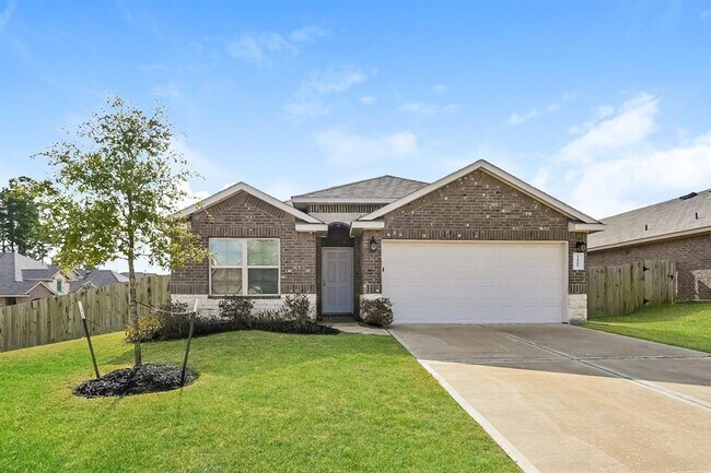 Primary Photo - 14005 Lake Cres Dr