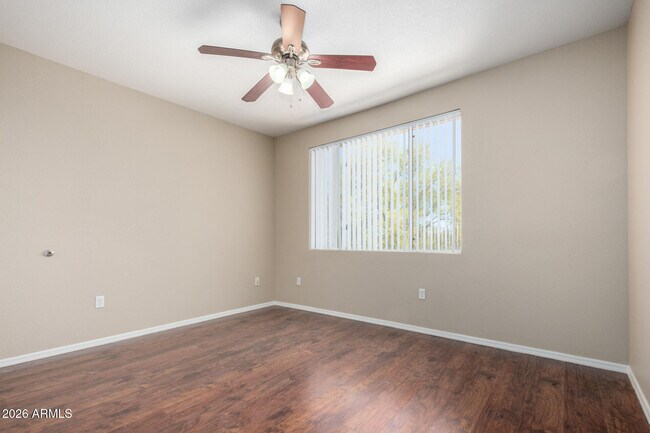 Building Photo - 5345 E Van Buren St