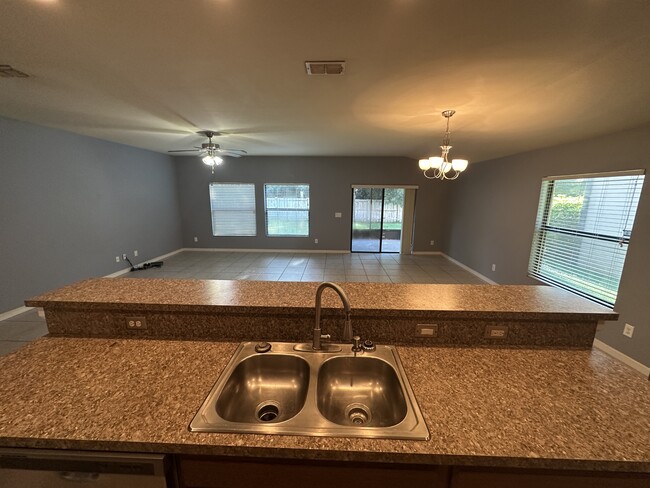 Building Photo - 464 Dryden Cir