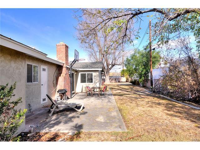 Building Photo - 1535 E Everett Pl