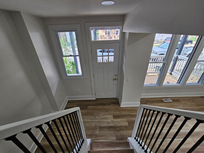 Building Photo - Amazing 3 bedroom 2.5 bath House for Rent ...