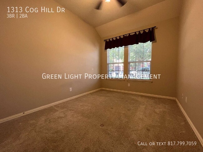 Building Photo - 1313 Cog Hill Dr