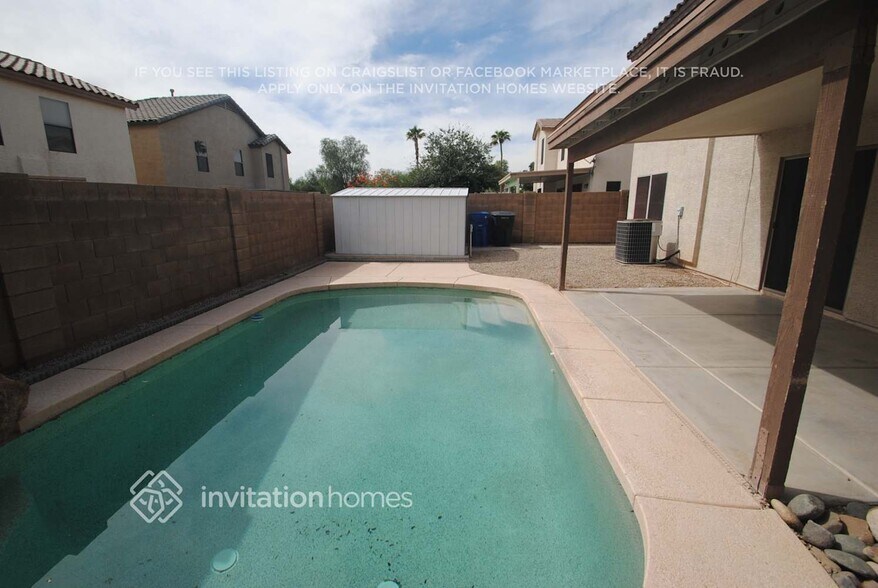Building Photo - 12925 W Palm Ln