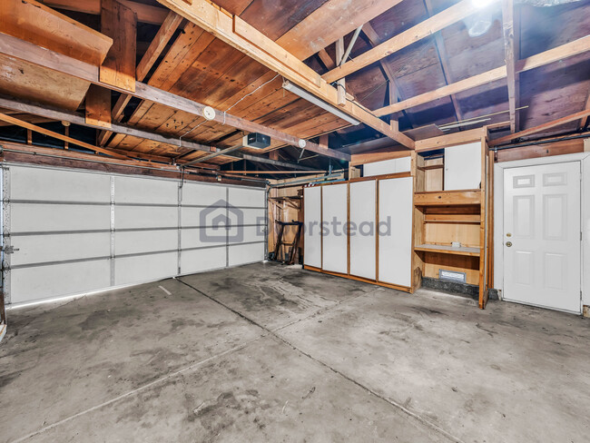 Building Photo - 738 El Sereno Dr