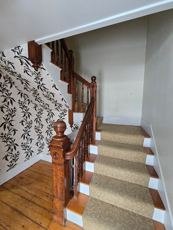 Building Photo - 303 Main St