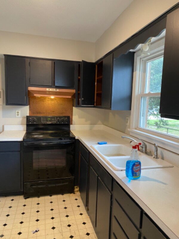 Building Photo - 816 French St