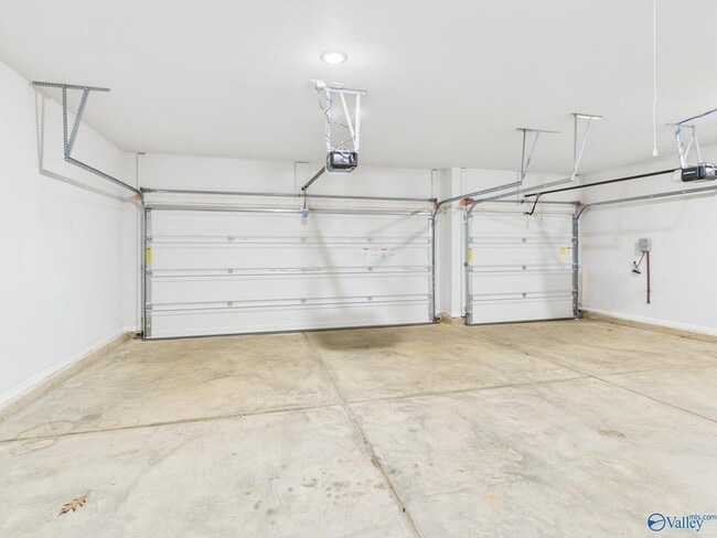 Building Photo - 506 E River Landing Blvd