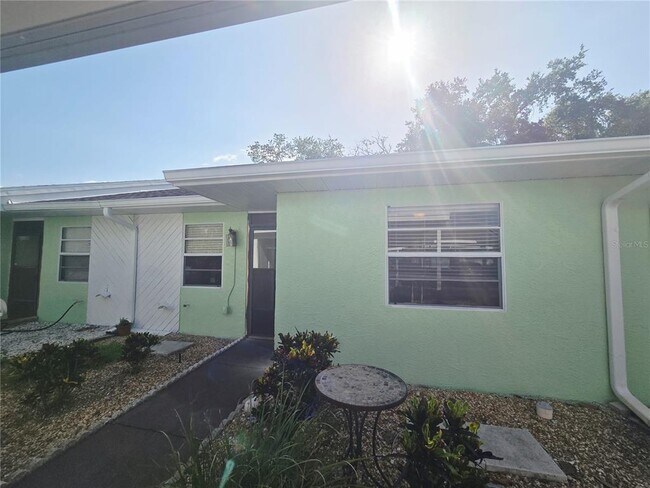 Building Photo - 6425 Drexel Dr
