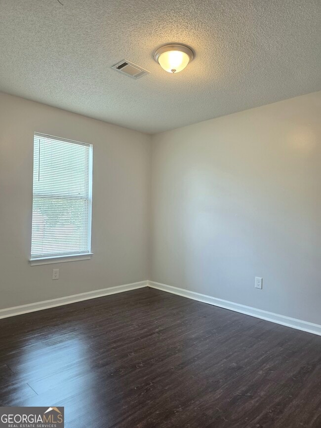 Building Photo - 1504 Cain Ct