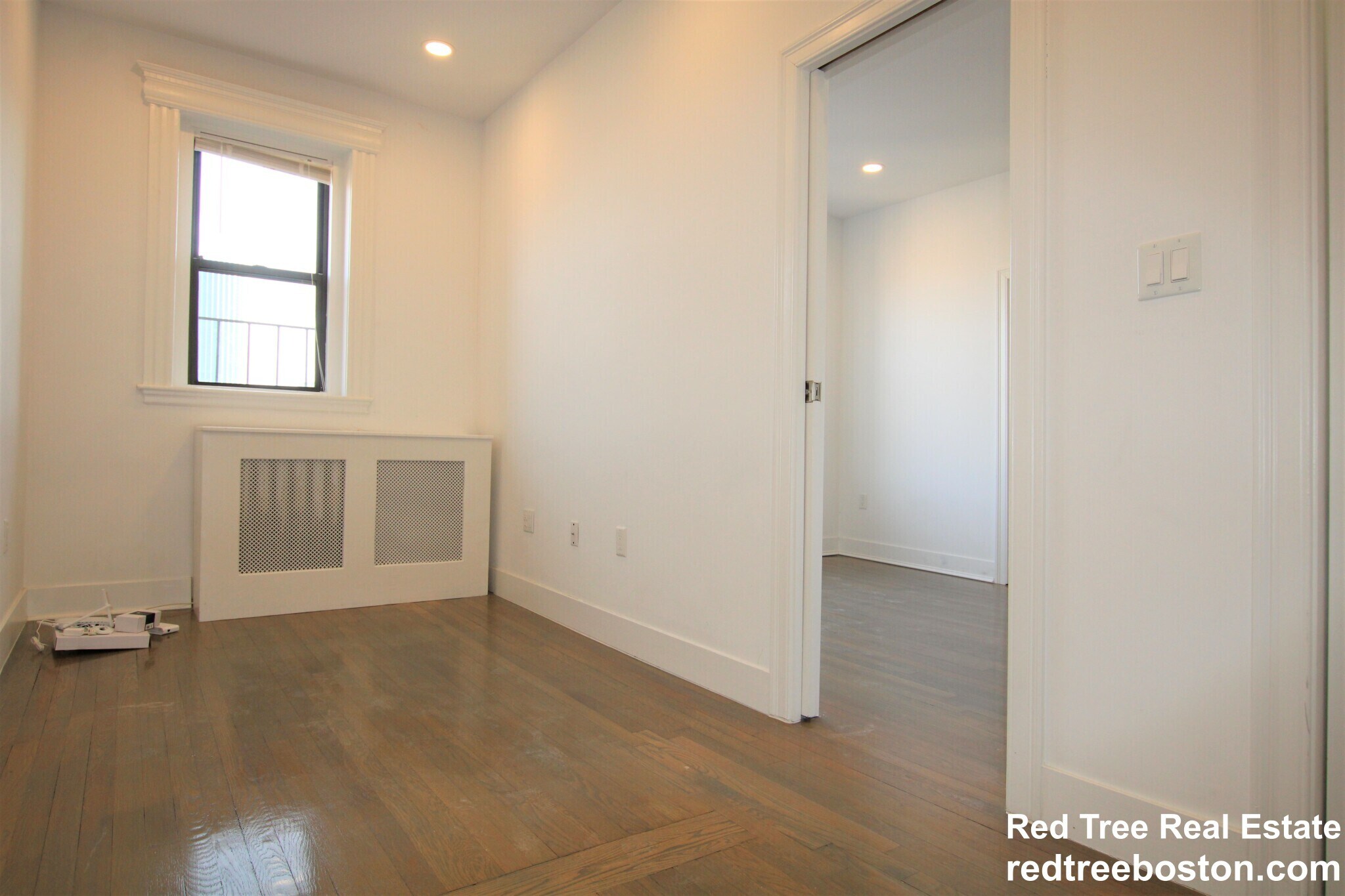 Building Photo - 11 Queensberry St