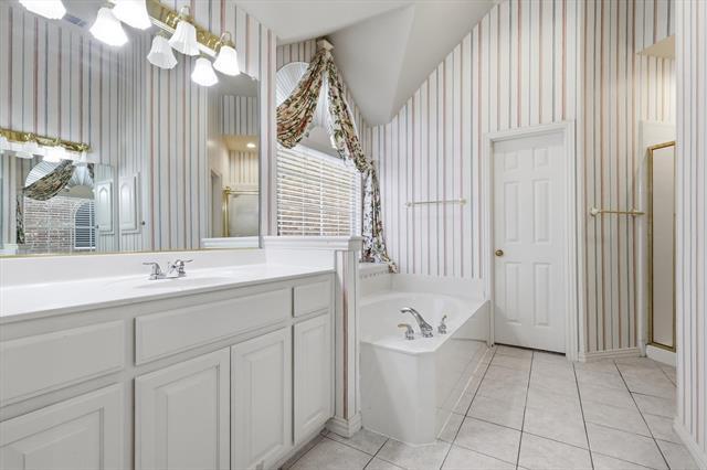 Building Photo - 4413 Helston Dr