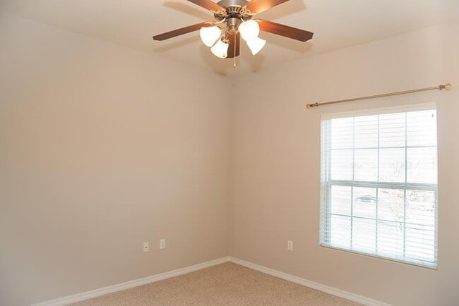 Building Photo - 1514 Bentley Cir