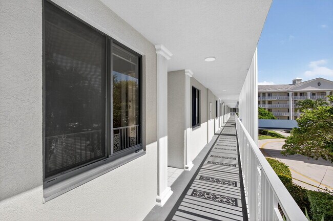 Building Photo - 2581 Village Blvd