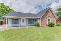 Building Photo - 14160 Maple Ct