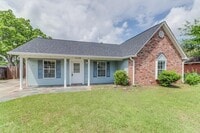 Building Photo - 14160 Maple Ct