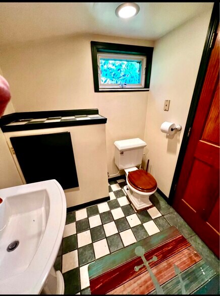 Building Photo - 739 S Alexander Ave