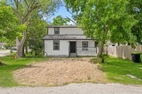 Building Photo - 1501 Maiden Ln