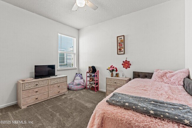 Building Photo - 1861 Amberly Dr