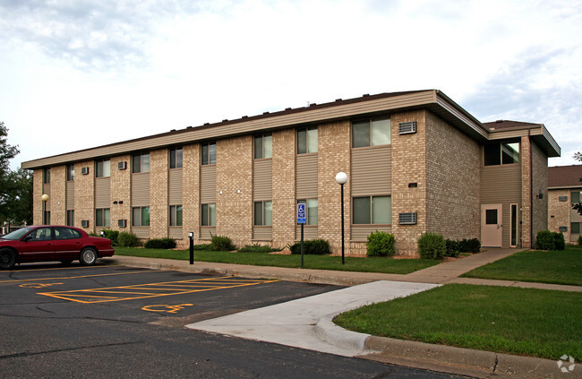 Primary Photo - Schoolview Square