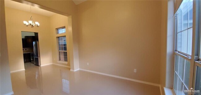 Building Photo - 3409 Santa Teresa St