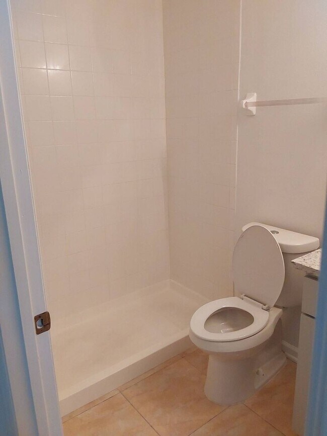 Building Photo - 21 Prospect Ln