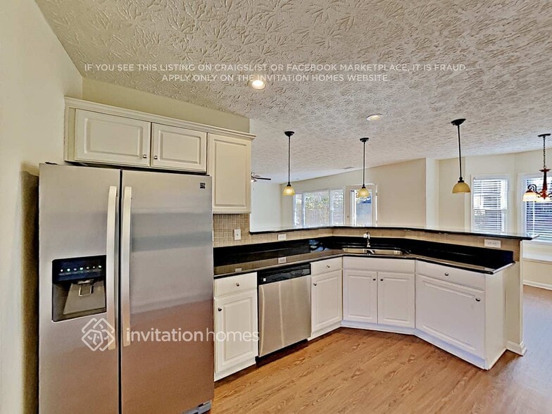 Building Photo - 2509 Westover Way