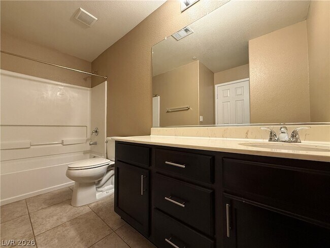 Building Photo - 2353 Corte Pescado St