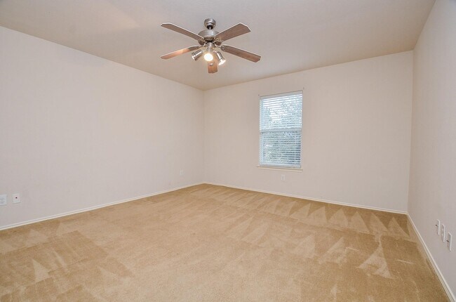 Building Photo - 19210 Mission Cove Ln