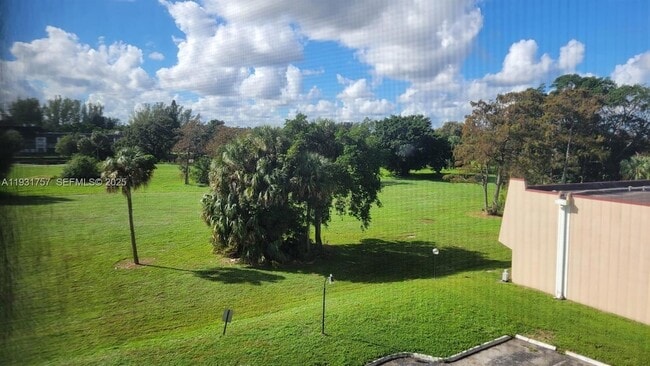 Building Photo - 4158 Inverrary Dr