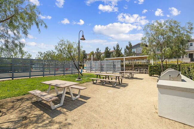 Building Photo - 3530 E Delight Paseo
