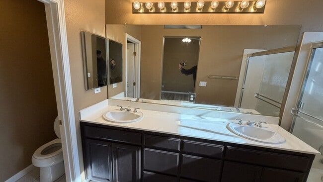 Building Photo - Single-Story Home for Lease – Manteca