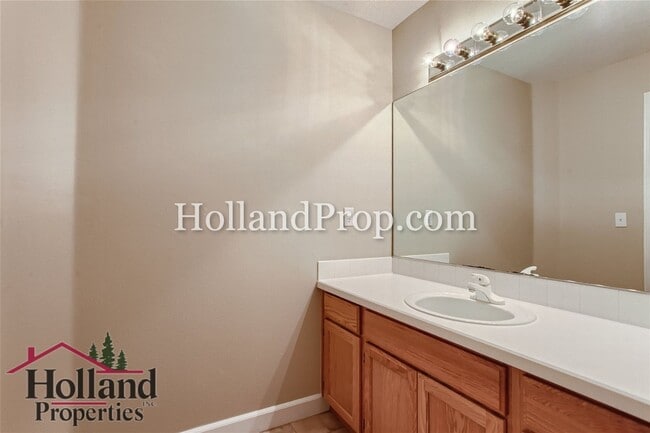 Building Photo - Beautiful Single-Family Home with 2-Car Garage in East Hillsboro!