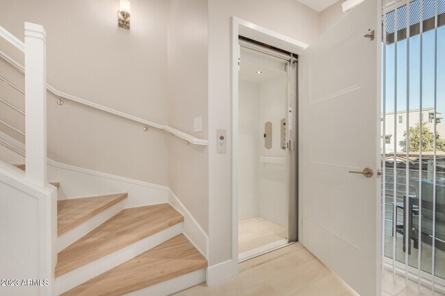 Building Photo - 7550 E Osborn Rd