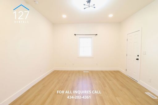 Building Photo - Fully Renovated - 2bed/2bath Single Family Home in Lynchburg!