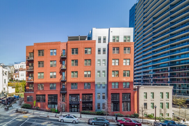 Building Photo - Key and Nash