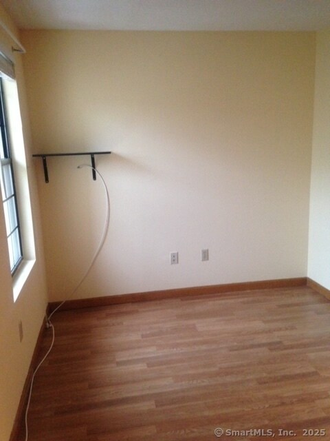 Building Photo - 36 N Mountain Rd