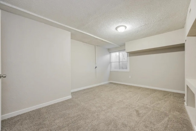 Building Photo - 4793 Fontana Ct