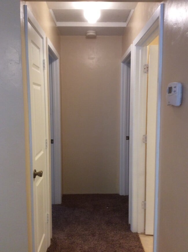 Building Photo - 2 Bedroom House in Wakulla Gardens