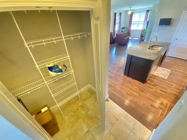 Building Photo - 2 Bedroom Home in Williston VT Available 9...