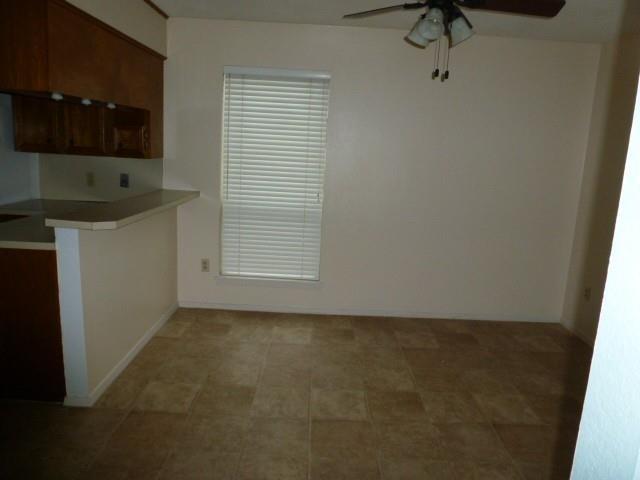 Building Photo - 3189 Chimney Cir