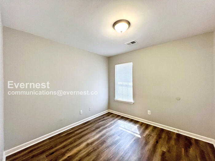 Building Photo - 7689 Ragland Pl