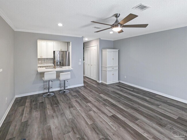 Building Photo - 1313 Foxborough Dr